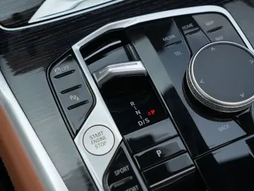 X6 xDrive30d M SPORT-LUFTF-PANO-22M-COGNAC