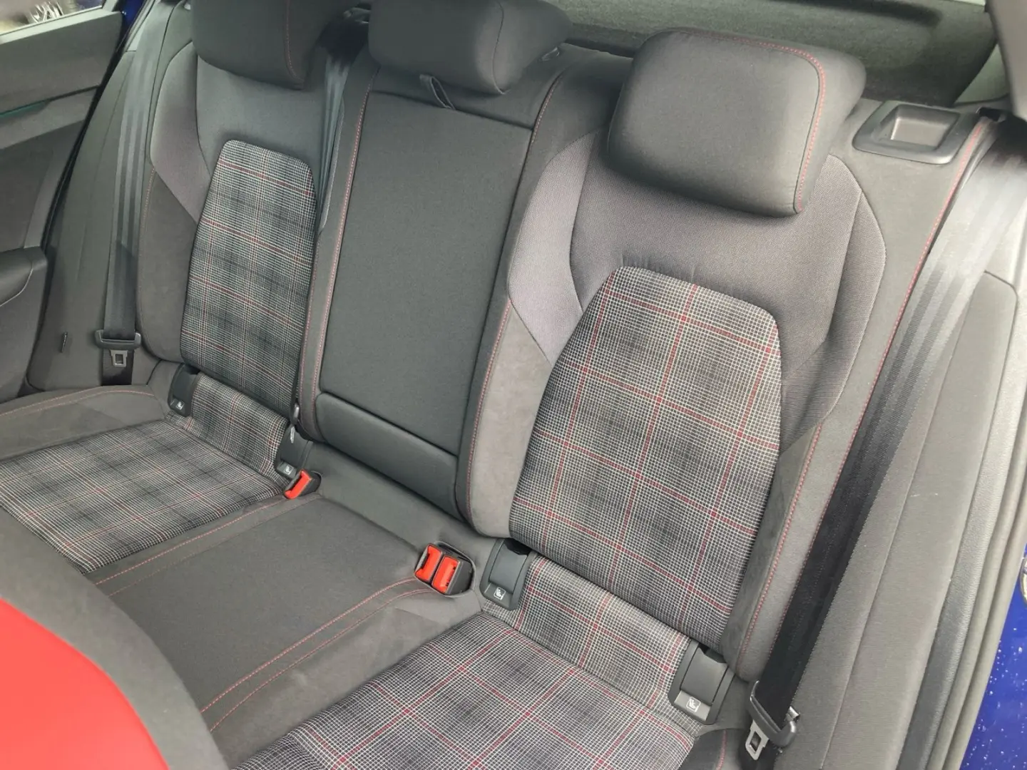 VOLKSWAGEN Golf VIII GTI DSG DCC ACC HUD LEASING