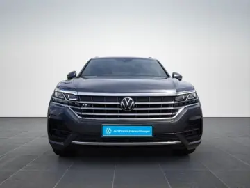 VOLKSWAGEN Touareg 3.0TDI R-Line Matrix/HUD/Pano/LEASING