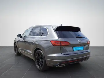 VOLKSWAGEN Touareg 3.0TDI R-Line Matrix/HUD/Pano/LEASING
