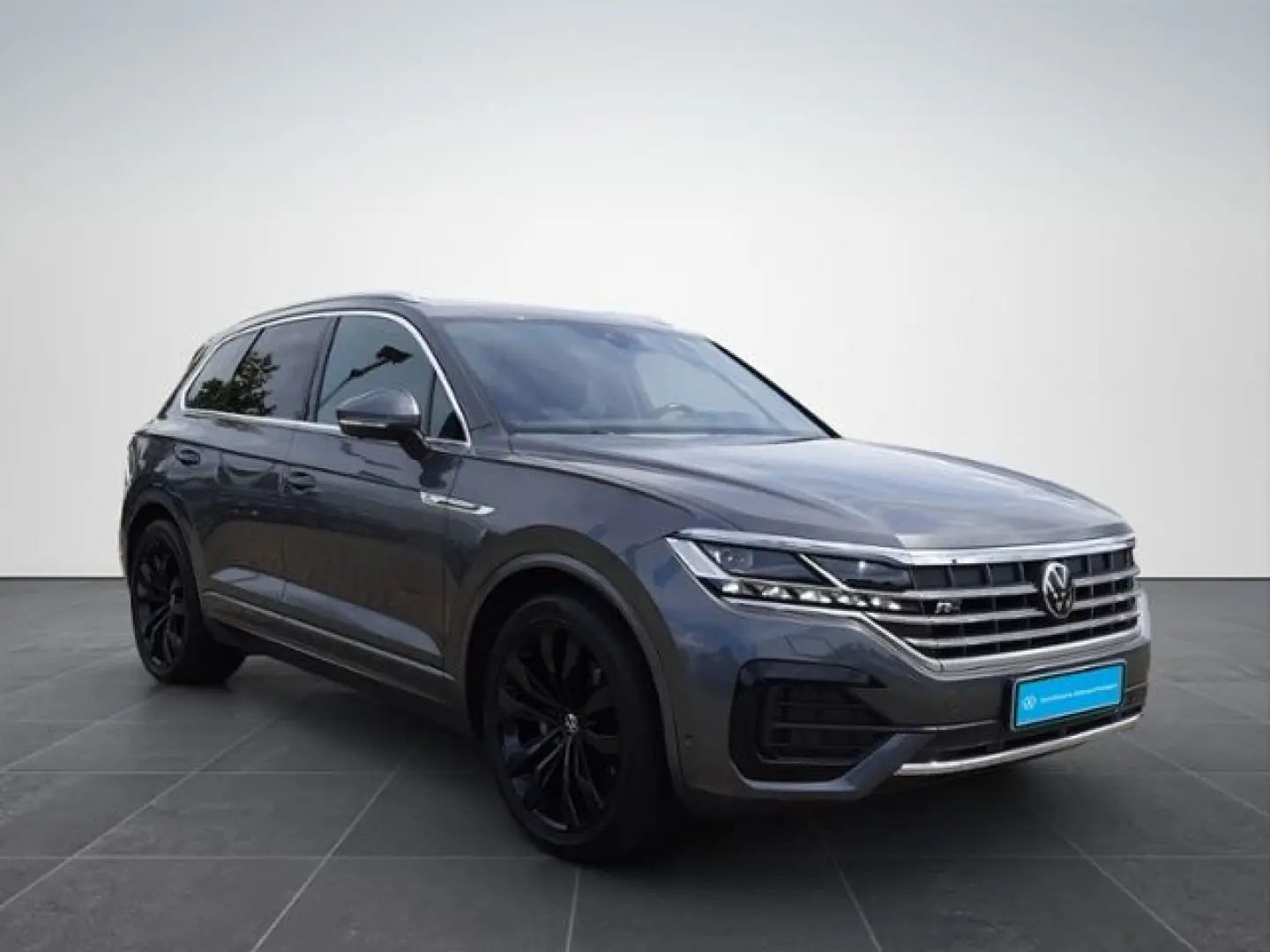 VOLKSWAGEN Touareg 3.0TDI R-Line Matrix/HUD/Pano/LEASING