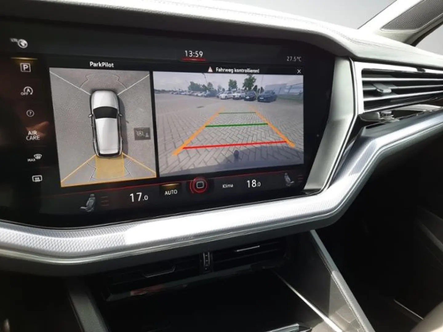 VOLKSWAGEN Touareg 3.0TDI R-Line Matrix/HUD/Pano/LEASING