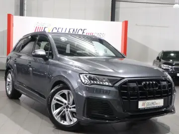AUDI SQ7 4.0 TFSI Q BLACK / MATRIX-LED / LEASING