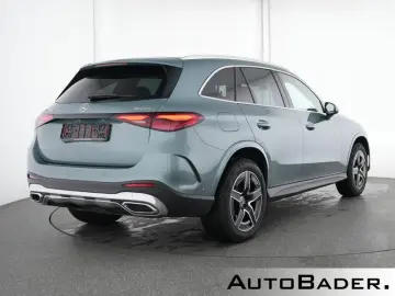 MERCEDES BENZ GLC300 e 4M AMG Burmester DISTR 360° LEASING