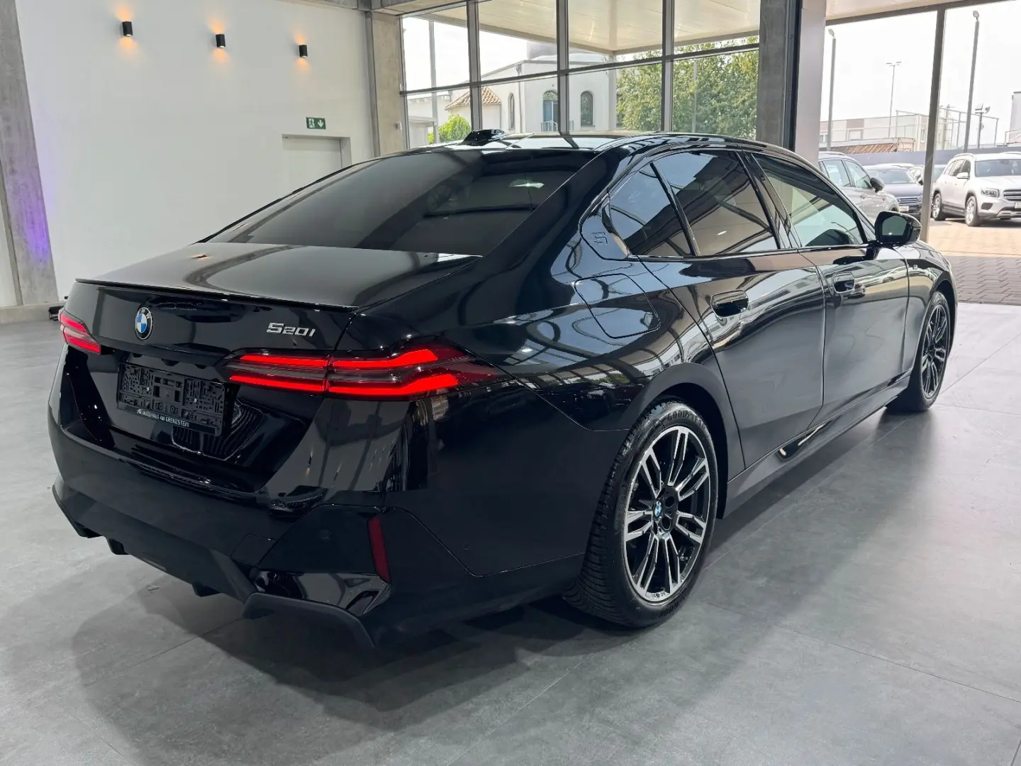 520 i M Sport Pro*Pano*LED*Glow*Shadow*LHZ*H&K*