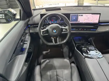 520 i M Sport Pro*Pano*LED*Glow*Shadow*LHZ*H&K*