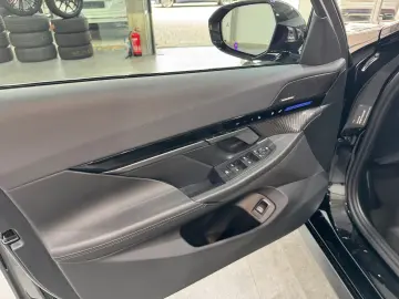 520 i M Sport Pro*Pano*LED*Glow*Shadow*LHZ*H&K*