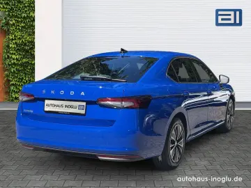 Superb 2.0 TDI Selection DSG Navi+Lenk/SHZ+R-Kam