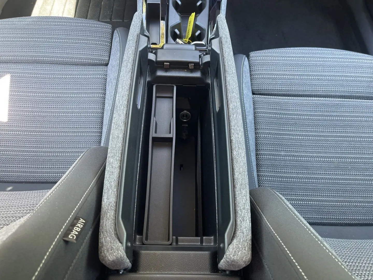 Superb 2.0 TDI Selection DSG Navi+Lenk/SHZ+R-Kam