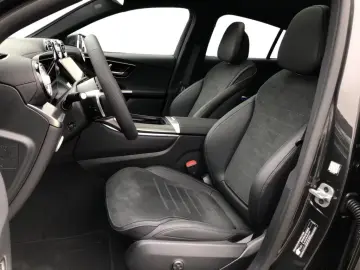Mercedes-Benz GLC 200 4MATIC Coupe +MBUX+AMG