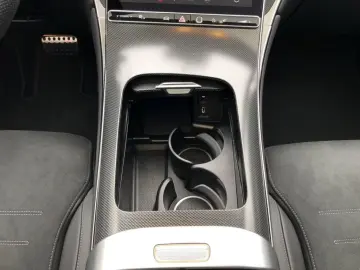 Mercedes-Benz GLC 200 4MATIC Coupe +MBUX+AMG