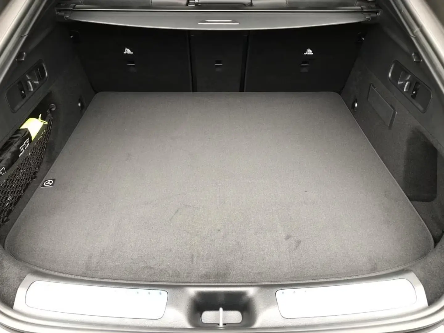 Mercedes-Benz GLC 200 4MATIC Coupe +MBUX+AMG