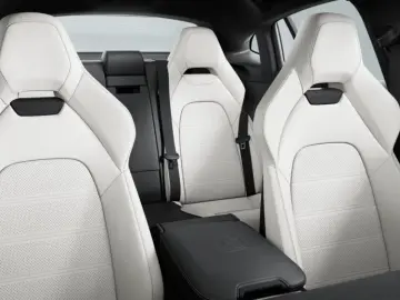 Panamera 4 E-Hybrid | Hinterachslenkung | ACC