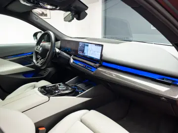 BMW 550e xDrive M-Sport PRO Panoramic 360 Camera