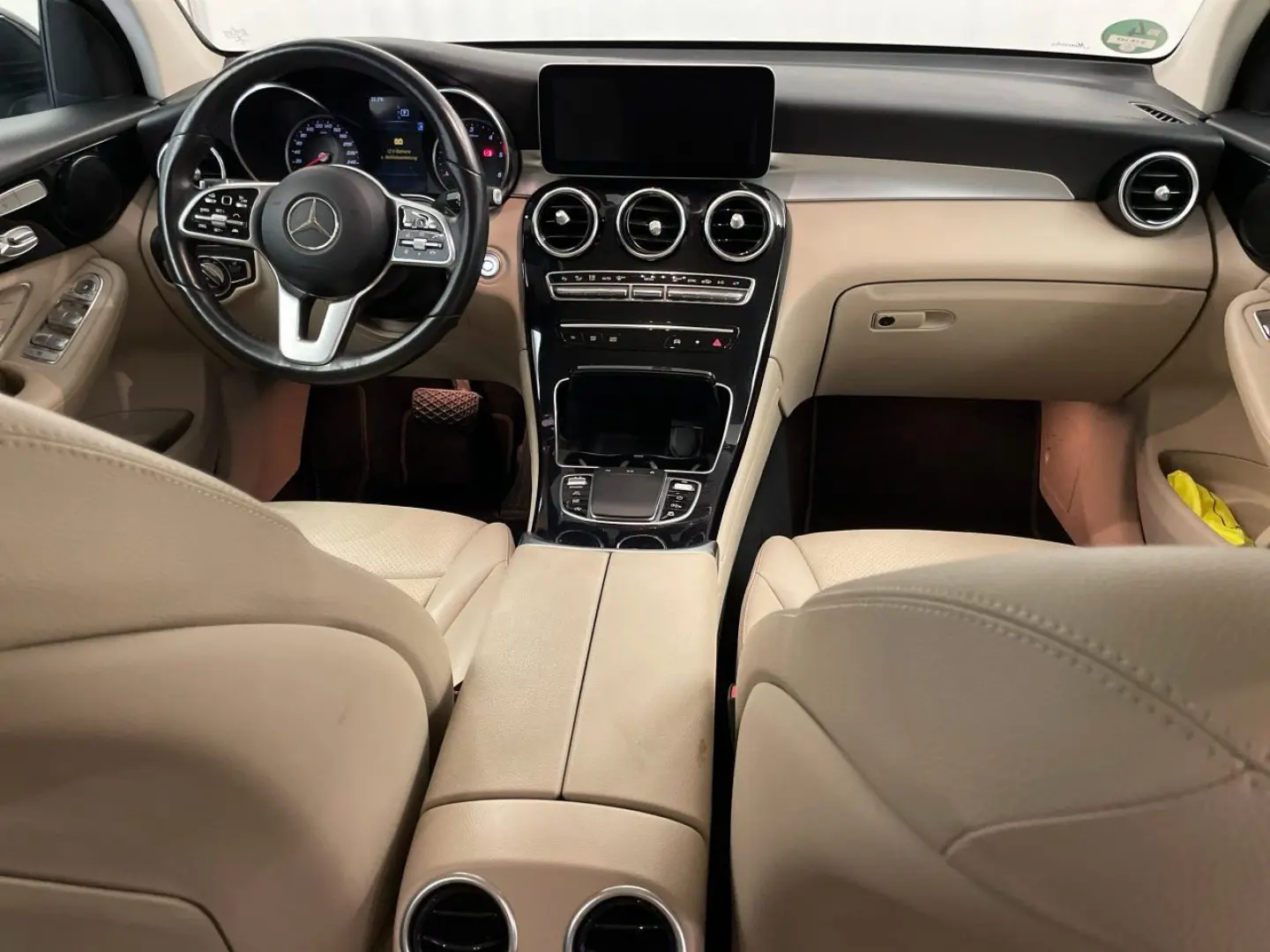 GLC 220 d 4Matic 360° AHK Pano S-Dach ACC BLIS
