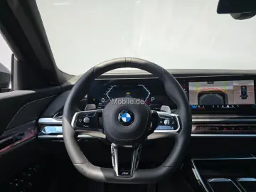 740d xDrive M Sportpaket*Pano*Standhzg*DAPro*
