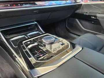 740d xDrive M Sportpaket*Pano*Standhzg*DAPro*