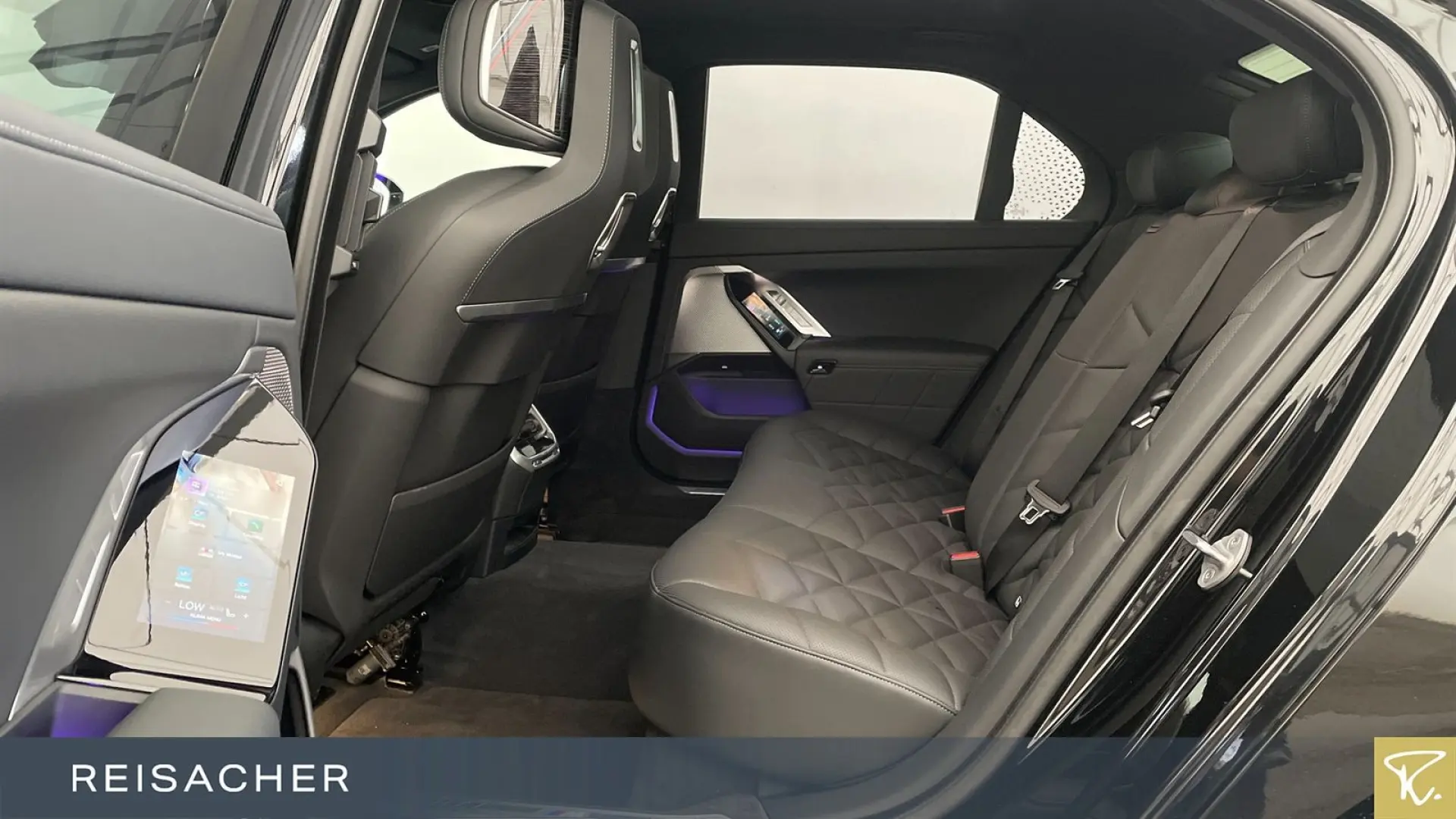740d A xDrive MSport IAL SkyLou ACC+ 360 HuD 20