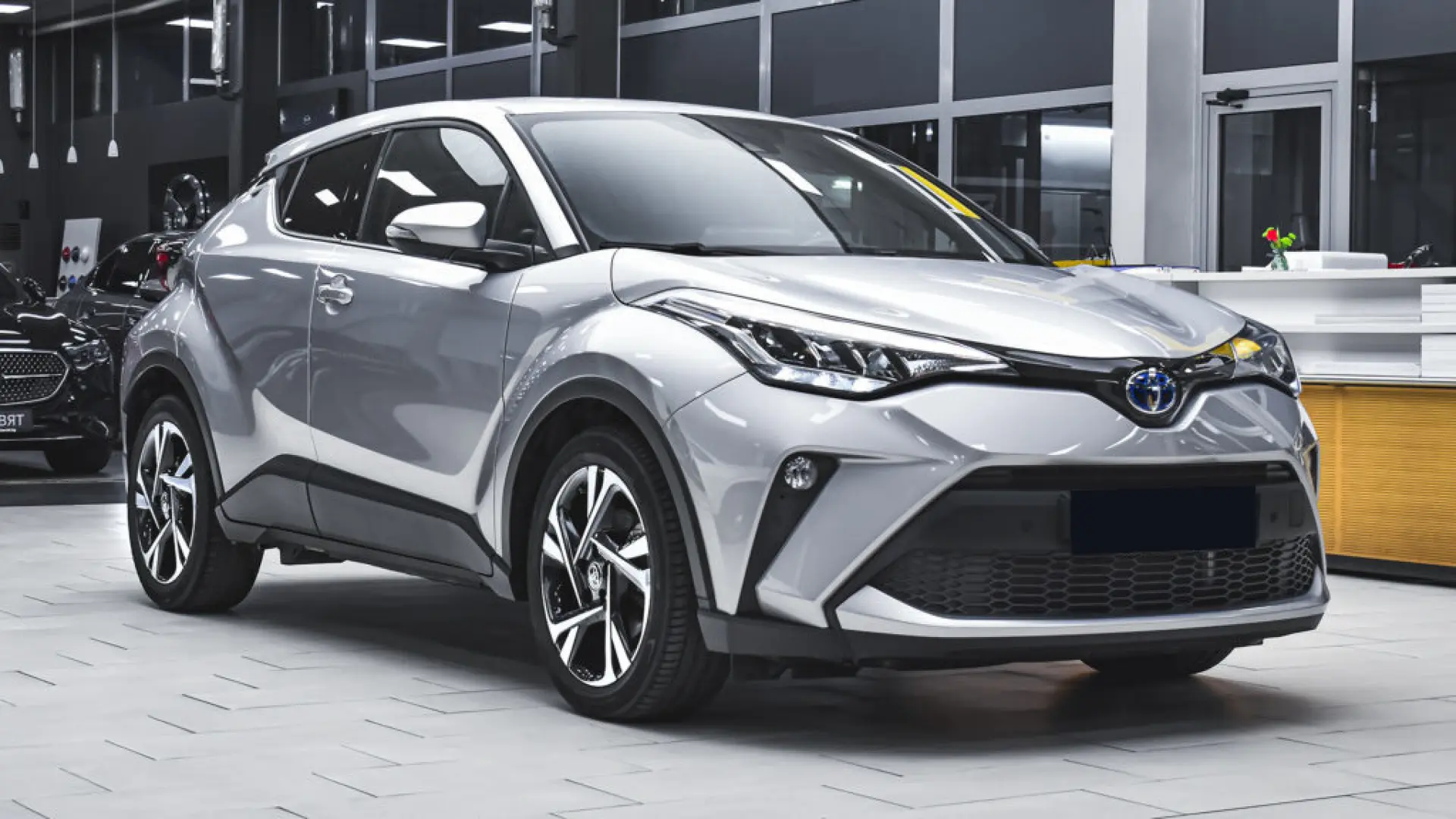 Toyota C-HR 2.0 Hybrid Club Automatic