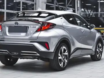 Toyota C-HR 2.0 Hybrid Club Automatic