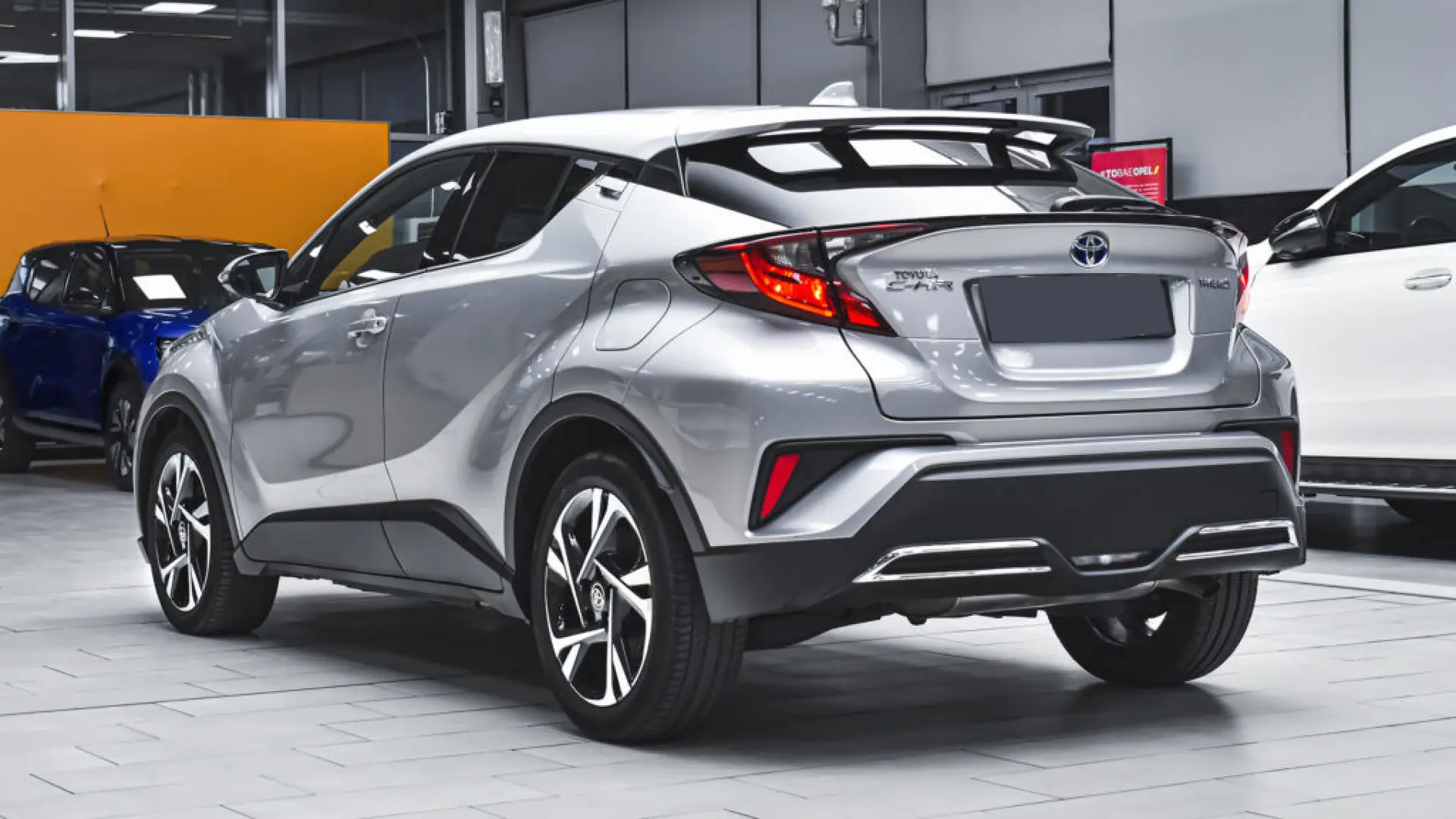 Toyota C-HR 2.0 Hybrid Club Automatic