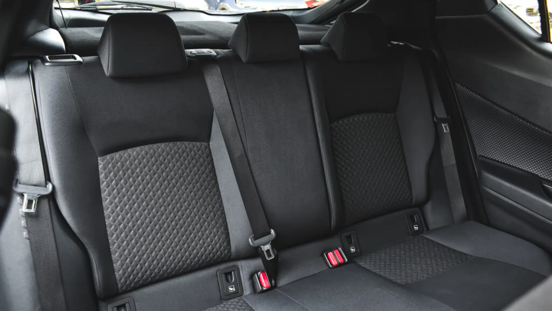 Toyota C-HR 2.0 Hybrid Club Automatic