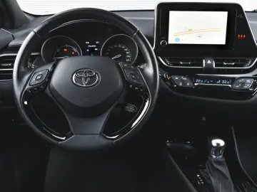 Toyota C-HR 2.0 Hybrid Club Automatic