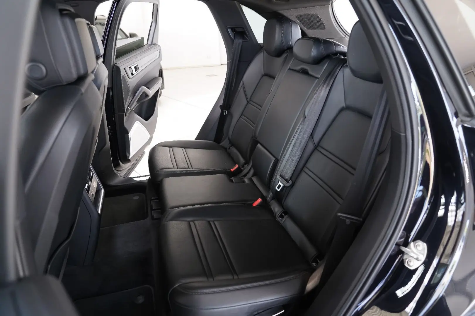 Cayenne E-Hybrid SportDesign Pano Burmester® 3D