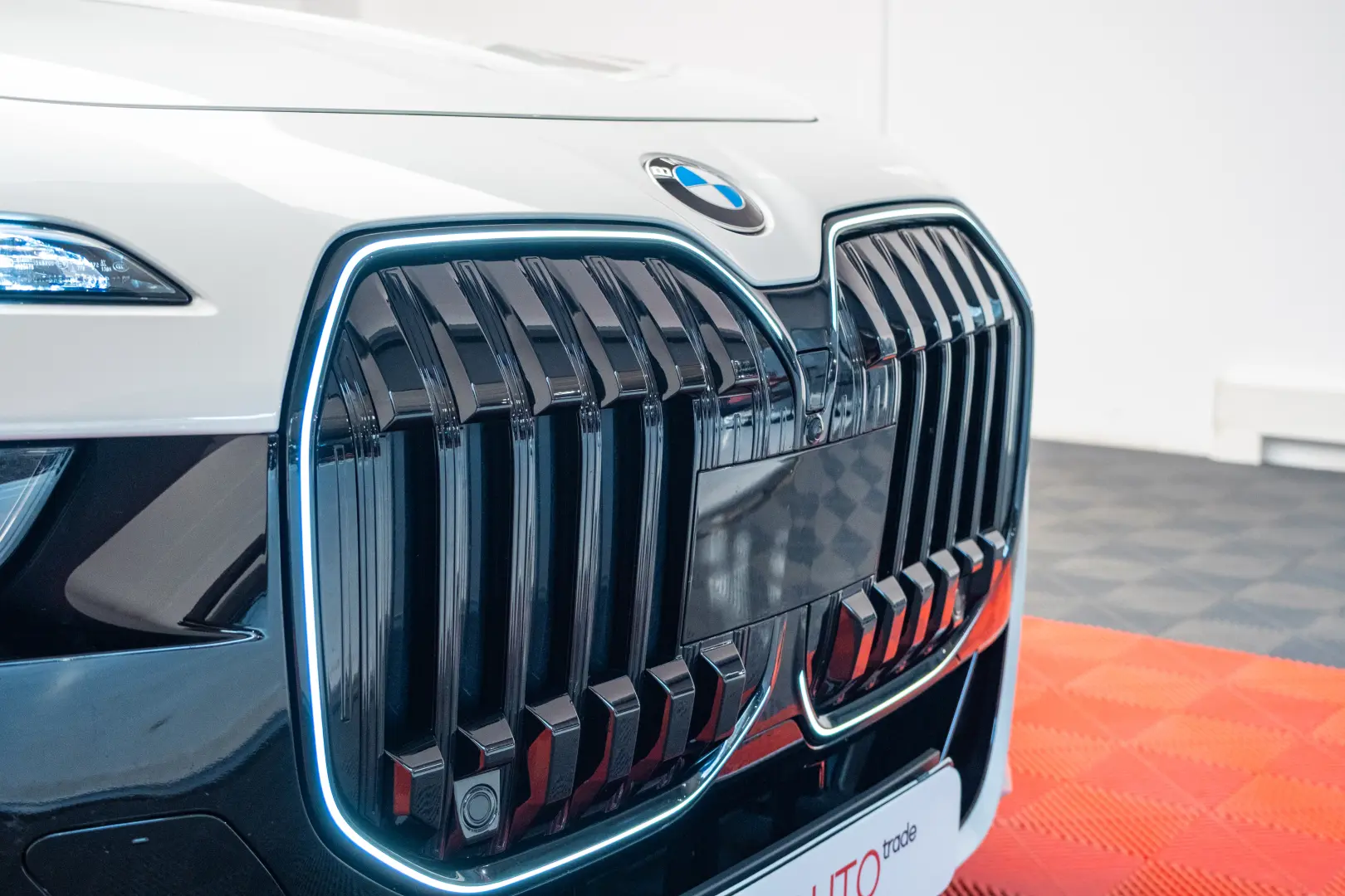 BMW 740d xDrive M-Sport TV