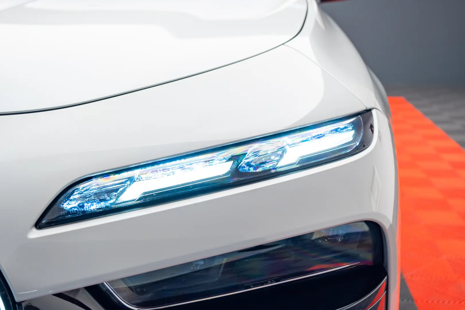 BMW 740d xDrive M-Sport TV