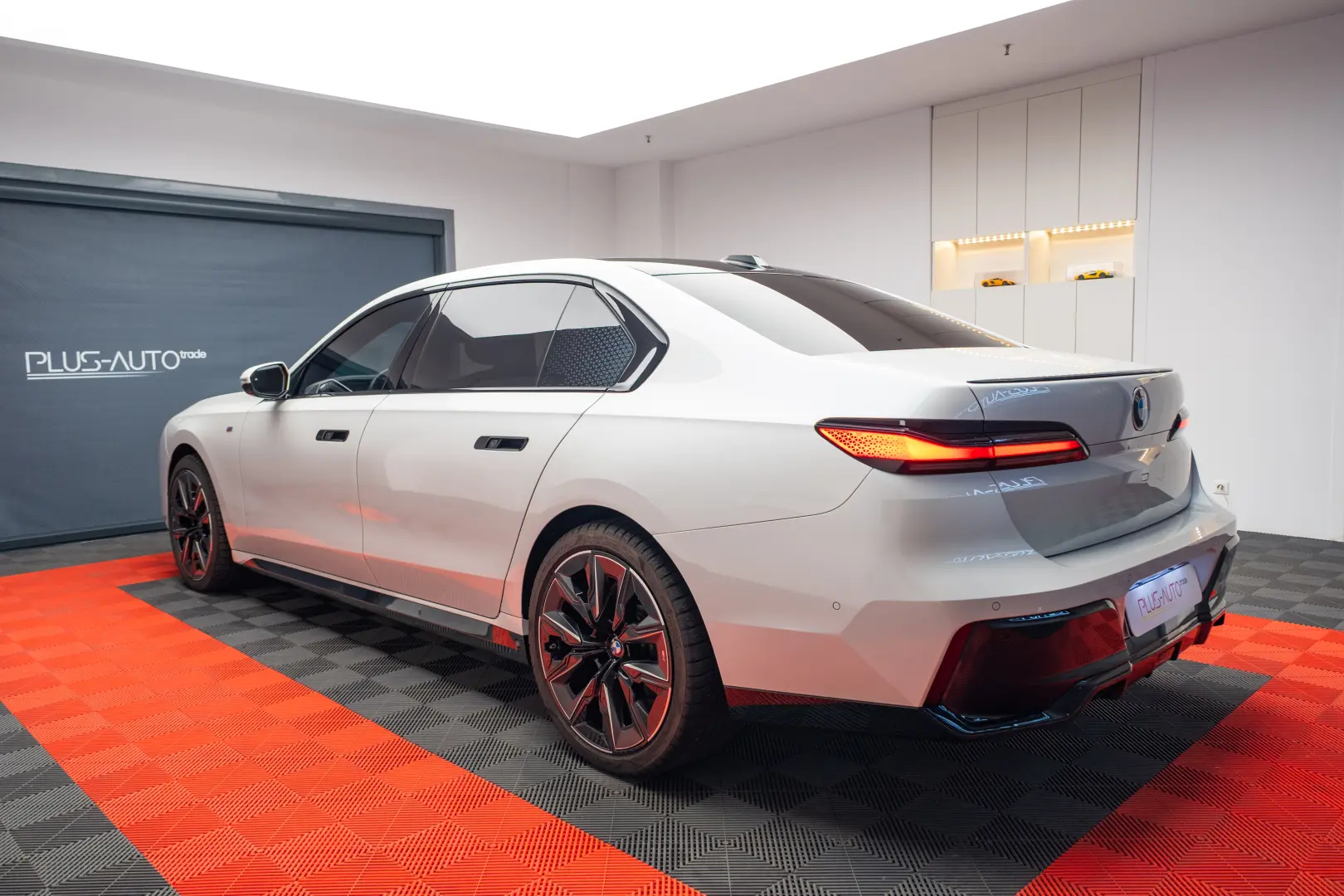 BMW 740d xDrive M-Sport TV