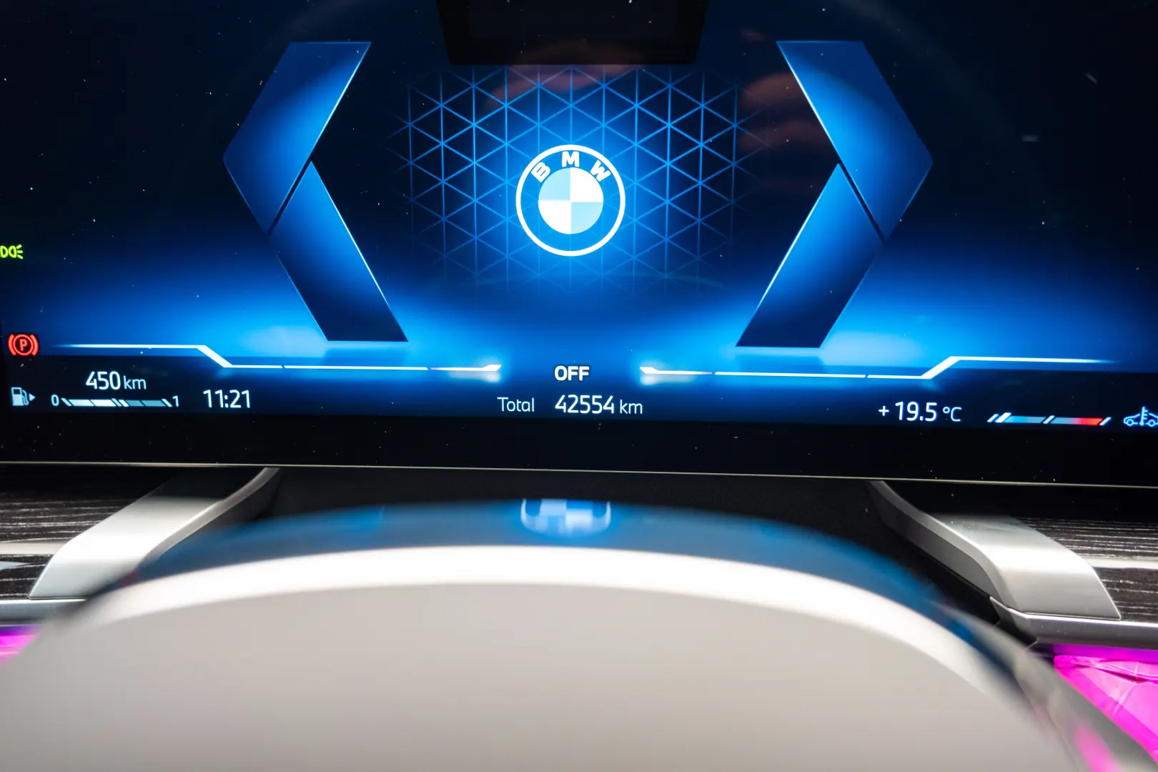 BMW 740d xDrive M-Sport TV