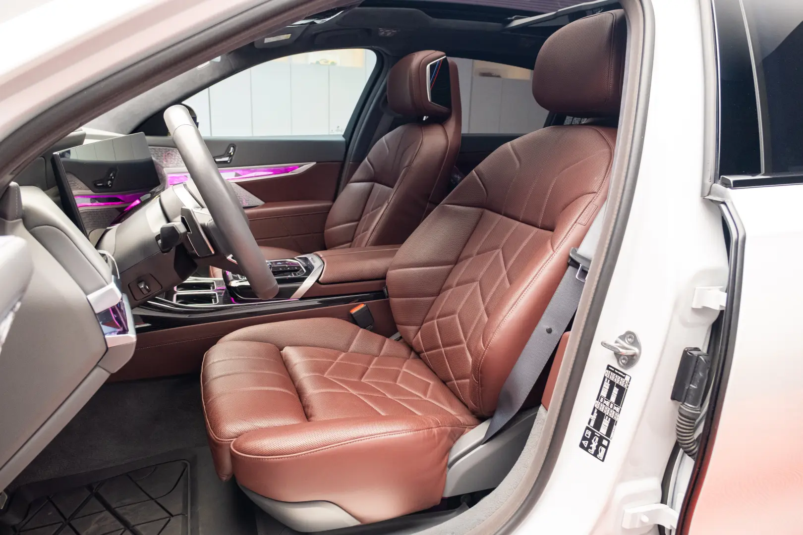BMW 740d xDrive M-Sport TV