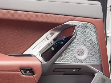 BMW 740d xDrive M-Sport TV