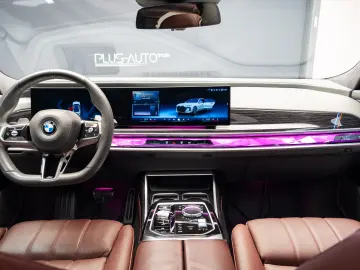 BMW 740d xDrive M-Sport TV