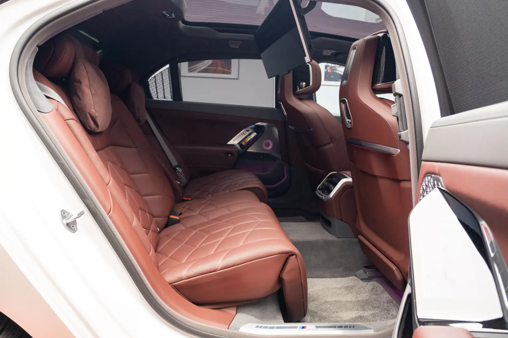 BMW 740d xDrive M-Sport TV