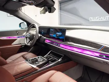 BMW 740d xDrive M-Sport TV