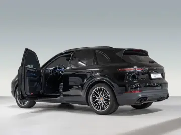 Cayenne Platinum Edition Surround View InnoDrive