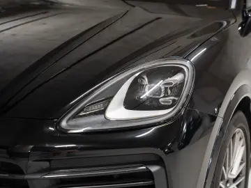 Cayenne Platinum Edition Surround View InnoDrive