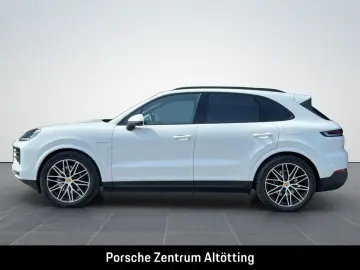 Cayenne E-Hybrid | Hinterachslenkung | Head-Up |