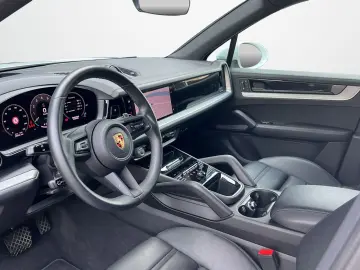 Cayenne E-Hybrid | Hinterachslenkung | Head-Up |