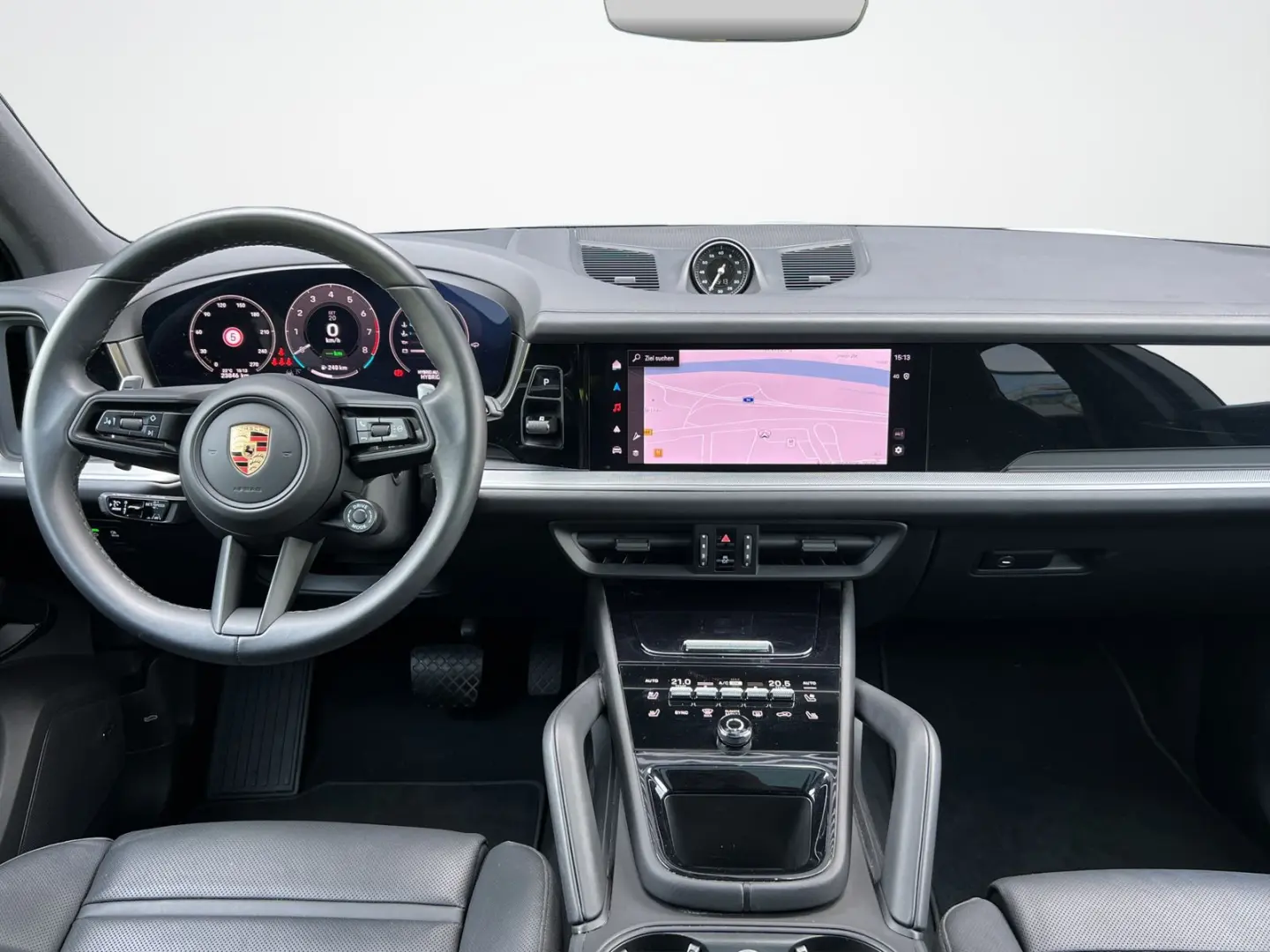 Cayenne E-Hybrid | Hinterachslenkung | Head-Up |