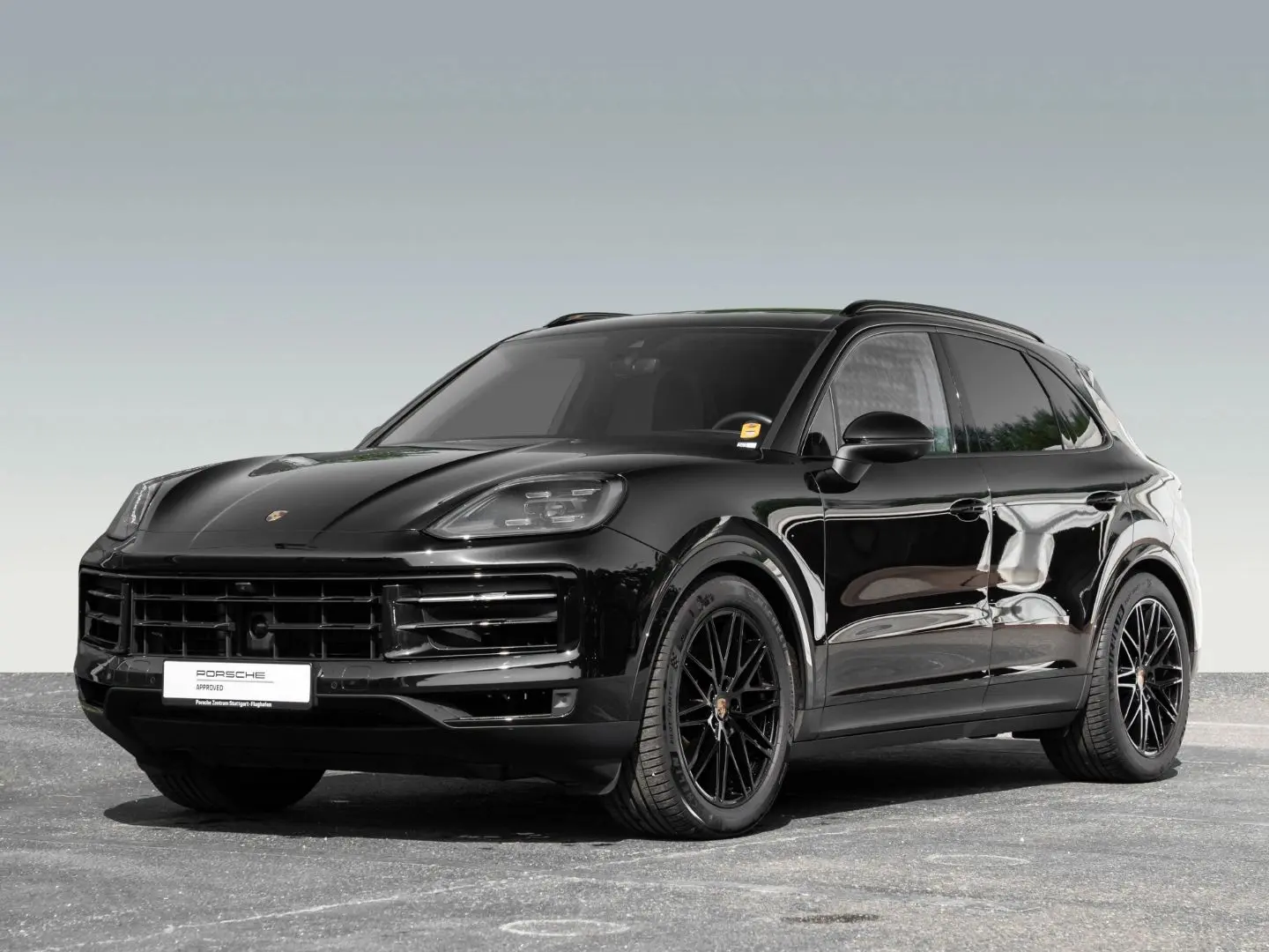 Cayenne 18 Wege Sitze AHK Pano 21 Zoll 90l Tank