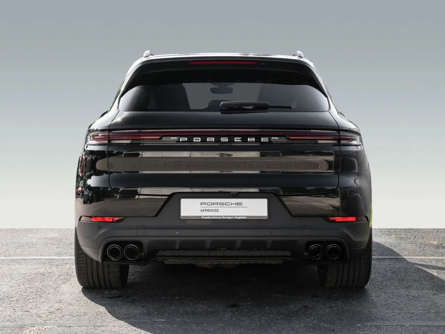 Cayenne 18 Wege Sitze AHK Pano 21 Zoll 90l Tank