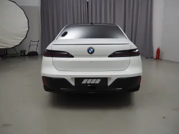 740d xDrive Limousine M-Sport UPE €163870