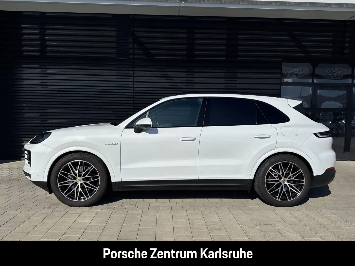 Cayenne E-Hybrid BOSE Luftfederung InnoDrive LED