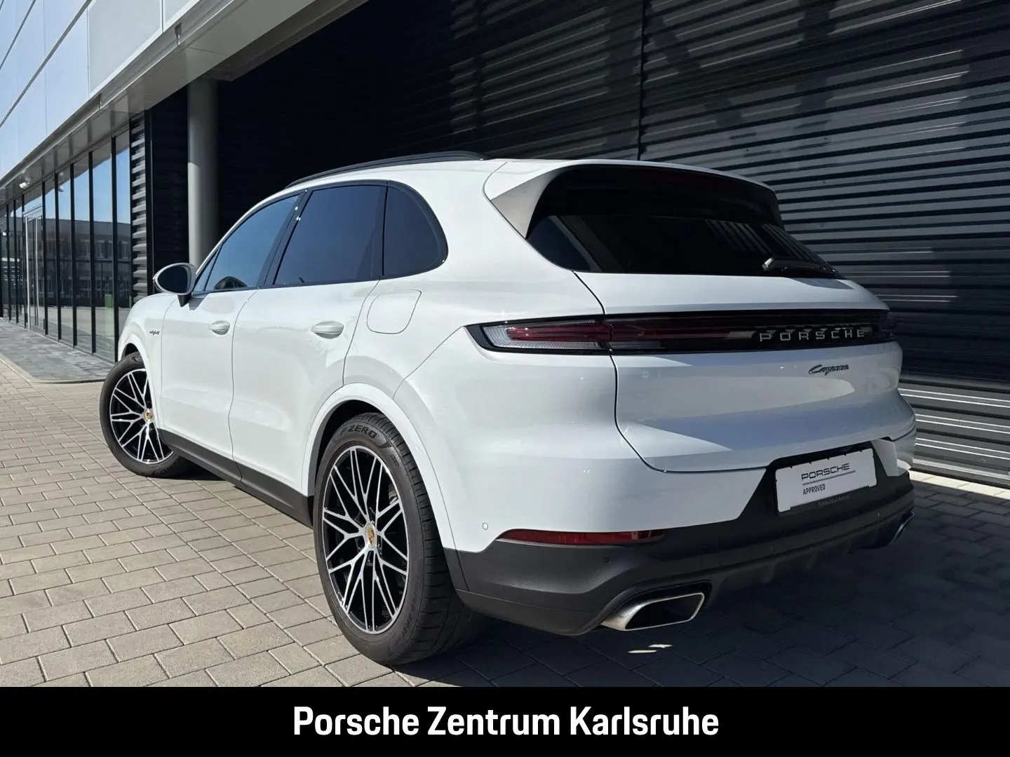 Cayenne E-Hybrid BOSE Luftfederung InnoDrive LED