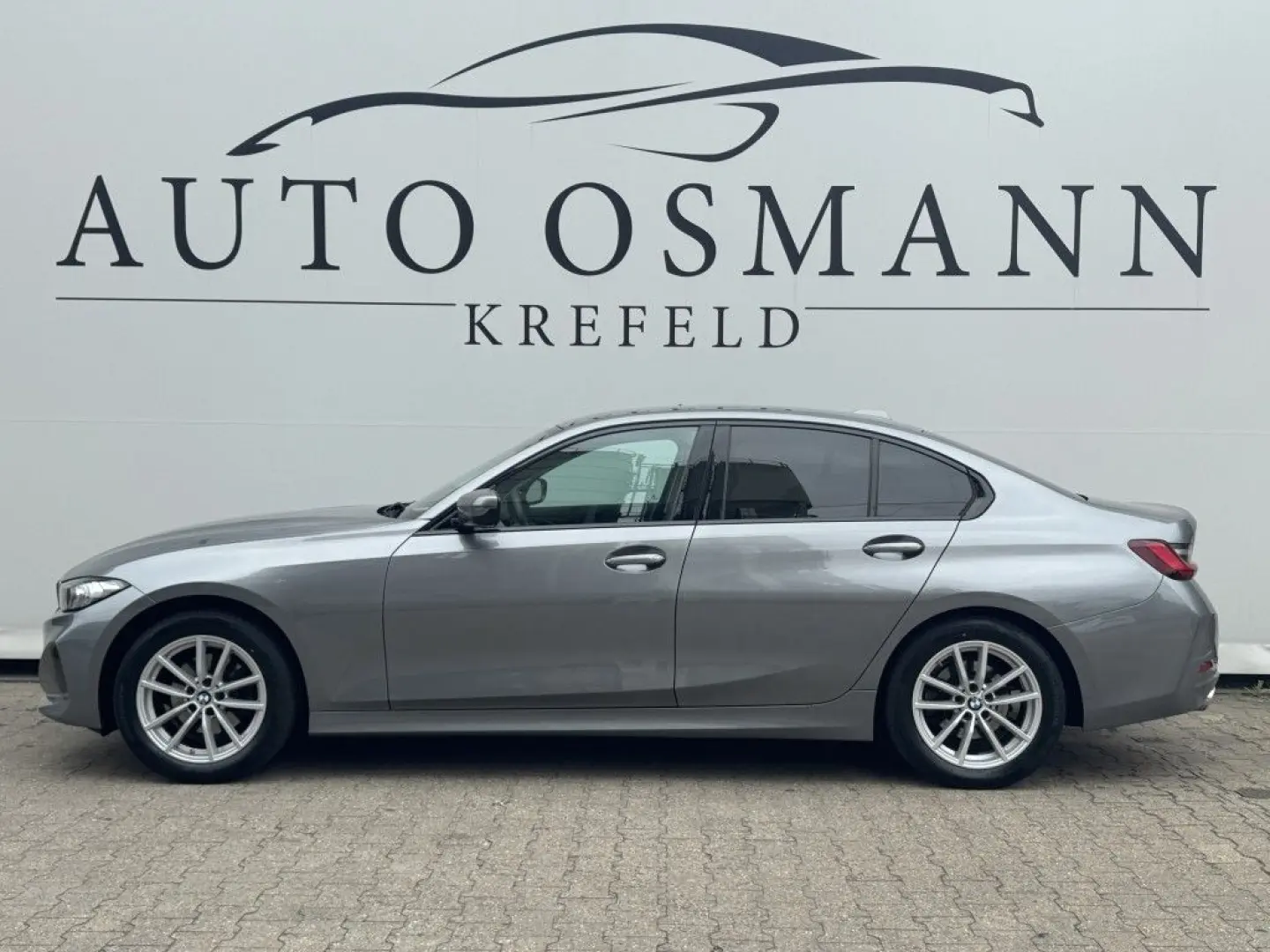 320 d xDrive Aut. / Curved Display / TOTW. 