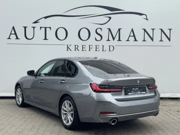 320 d xDrive Aut. / Curved Display / TOTW. 