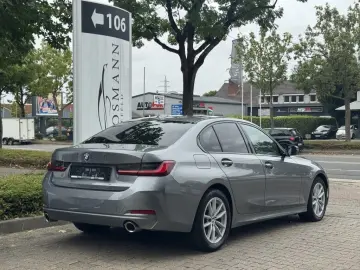 320 d xDrive Aut. / Curved Display / TOTW. 